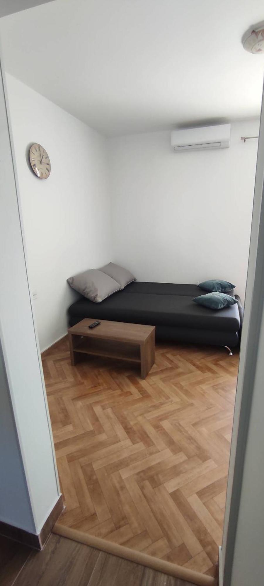 Ruza Rg * Rogoznica (Sibenik-Knin)
